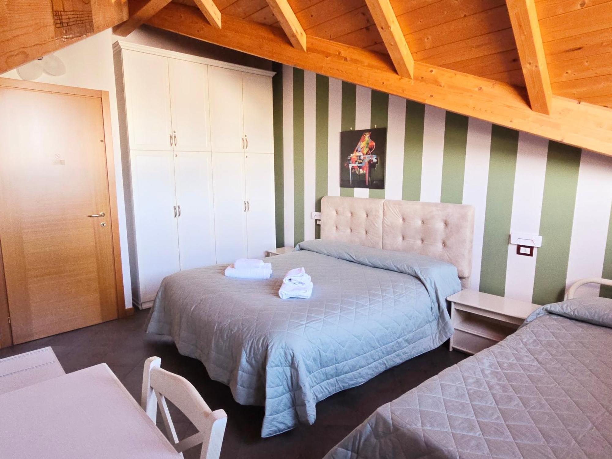 Made In Italy Hotel แบร์กาโม ภายนอก รูปภาพ